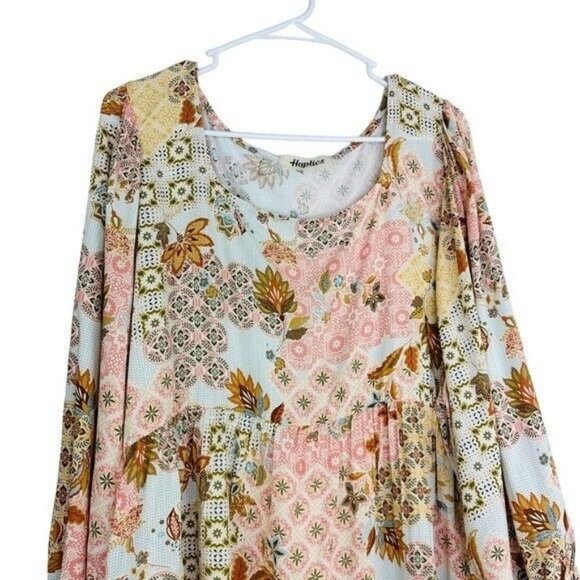 HAPTICS by Holly Harper Blossoming Bliss Patchwork Floral Babydoll Top Size 3X - Picture 4 of 8